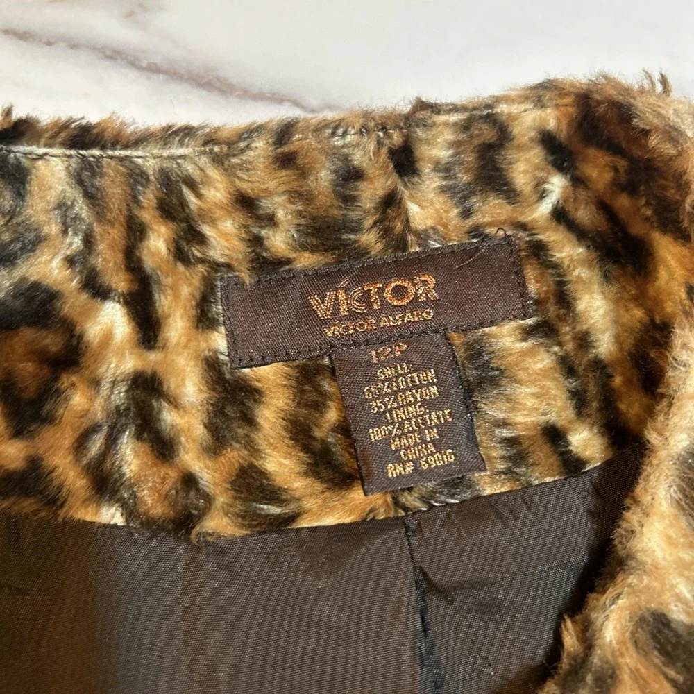 Victor Alfaro Sz 12P Faux Leopard Fur 3/4 Sleeve Cropped Jeweled Neck Lined‎